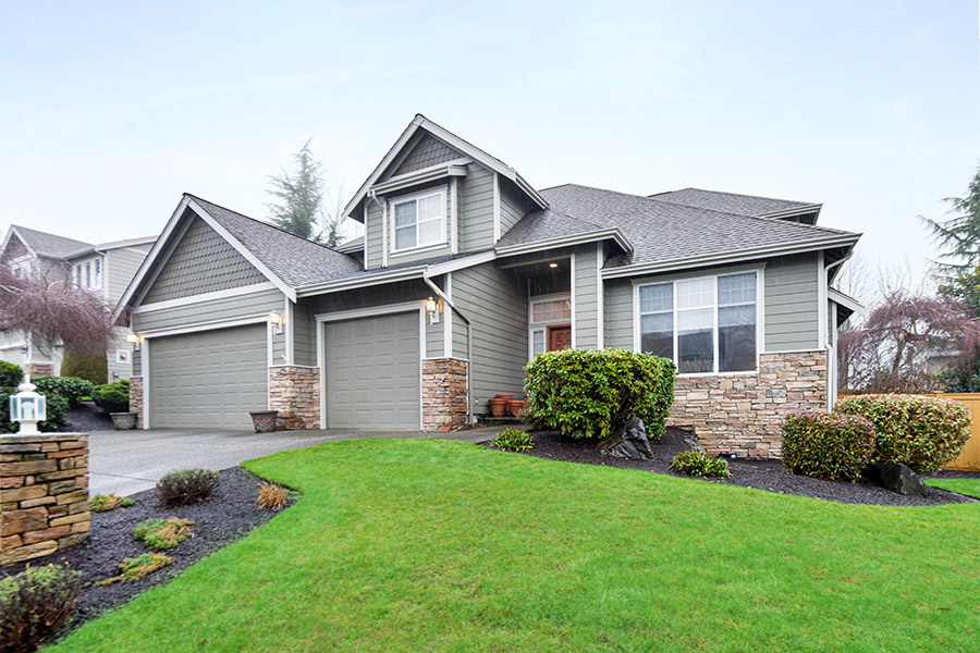 residential property exteriors at neighborhood lake ozark mo